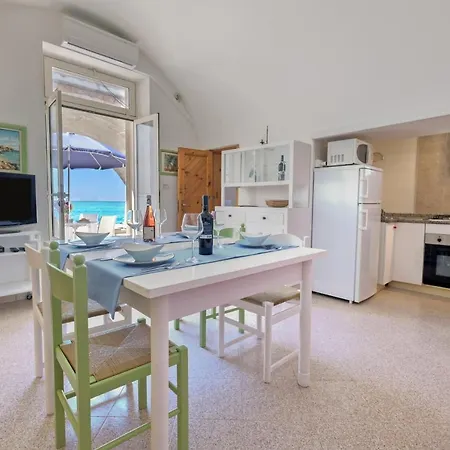 Holiday home La Casa In Riva Al Mare By Lovesud Santa Maria di Leuca